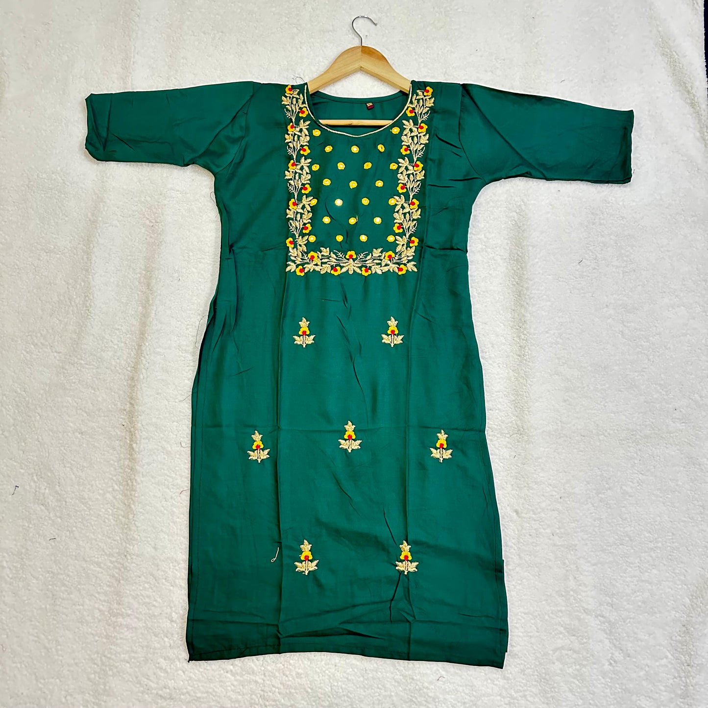 Rayon Kurti