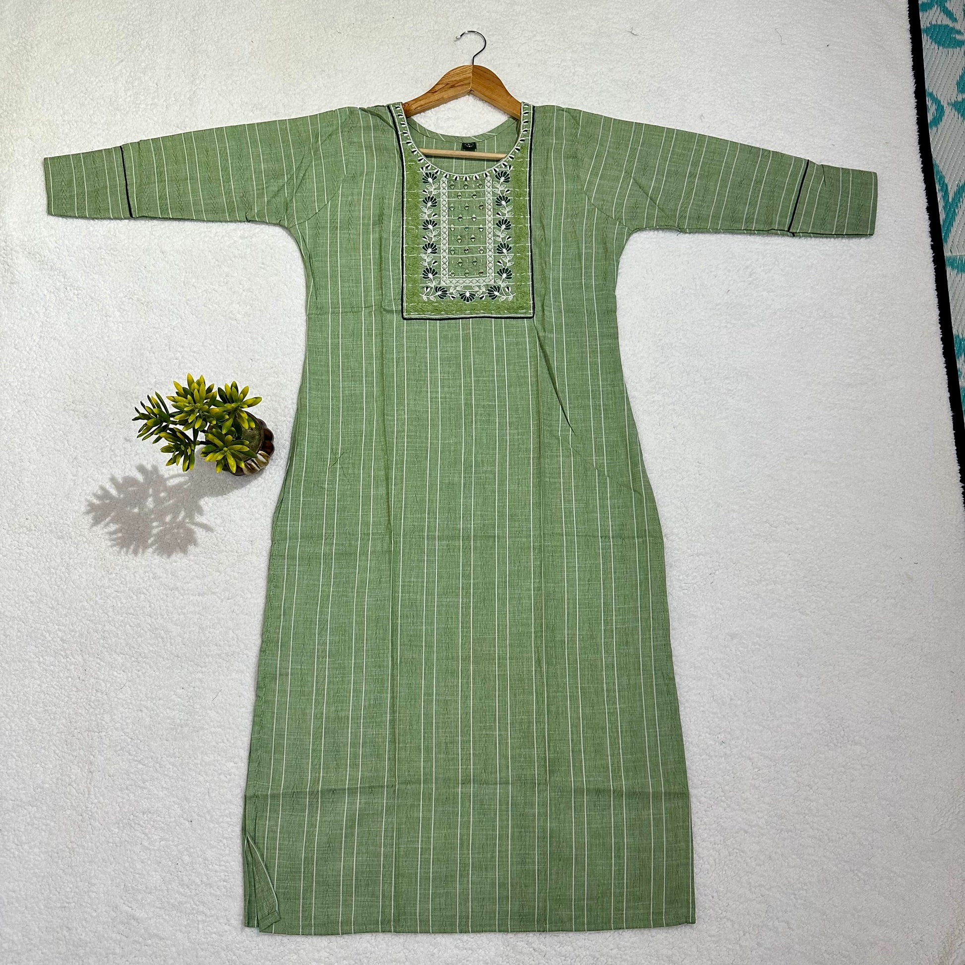 Bombay Fabric Kurti with Yoke design